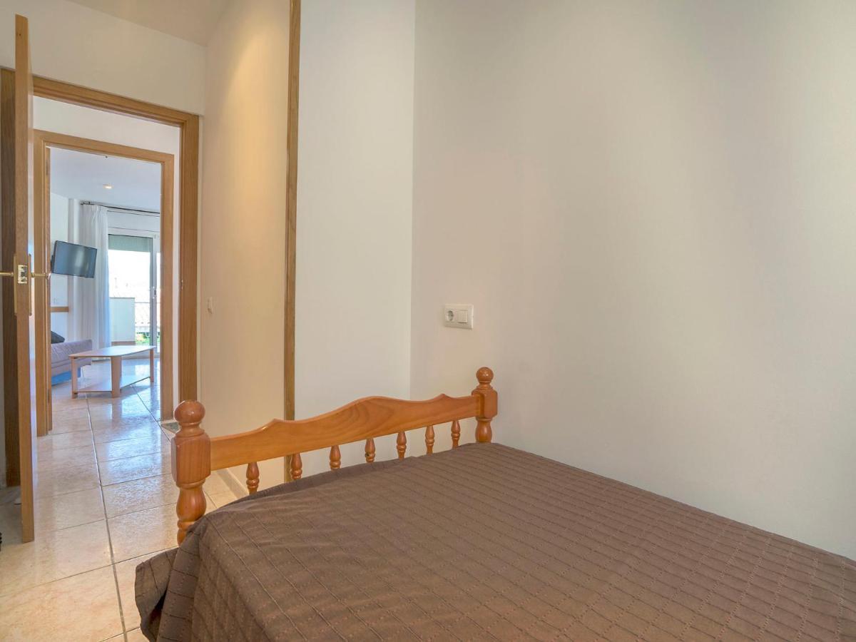 Apartment Palmiers I-11 By Interhome Llança Екстериор снимка